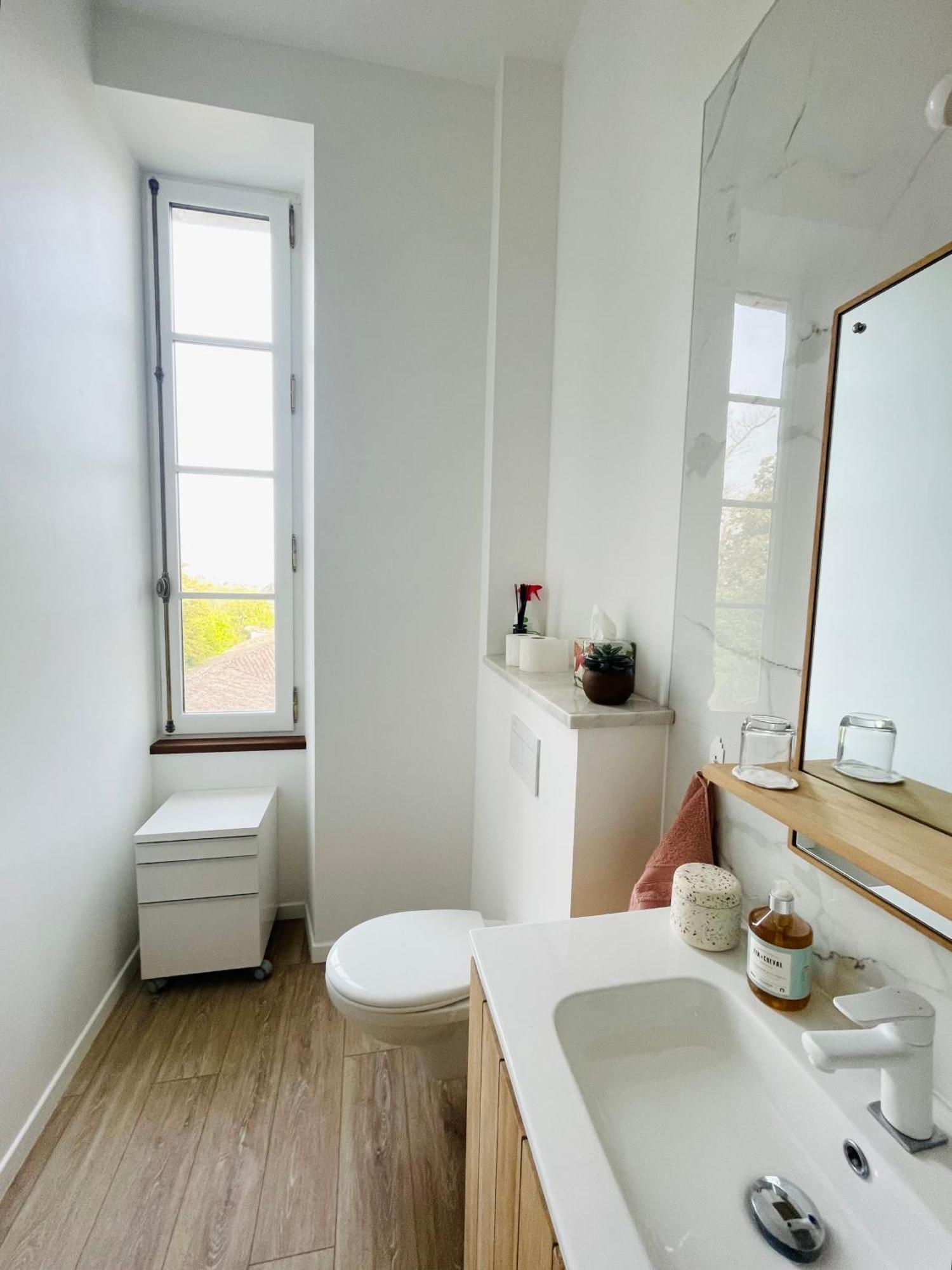Villa Sequoia - Grande Chambre Avec Sdb Privee Bazas Exteriör bild